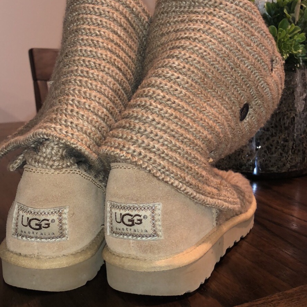 ✨Sweater Knit UGGs✨